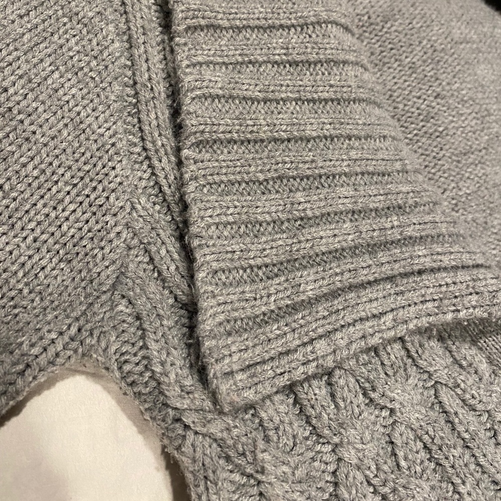 Gray wool knit cardigan - Picture 3 of 4